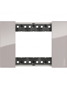 bticino living now placca aura tre posti  tecnopolimero bticino ka4803dm